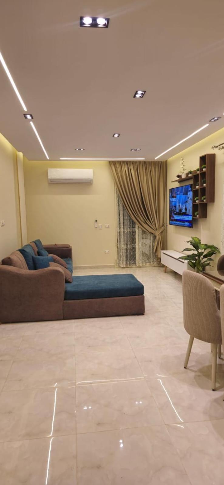 Vip Grand Home Hotel *